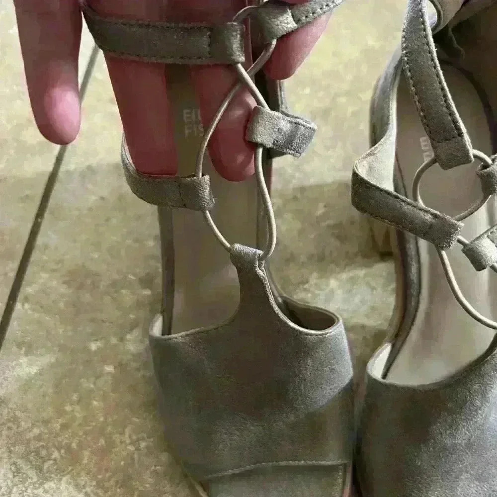 Eileen Fisher Size 7 Lou Gold Sandal Heel Strappy Metallic Peep Toe Stacked Heel - Picture 5 of 6